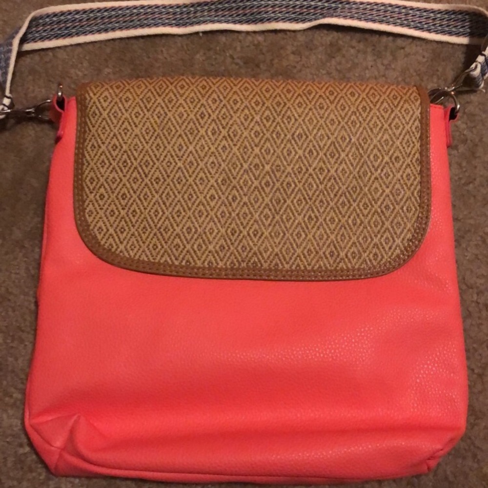 Purse with strap